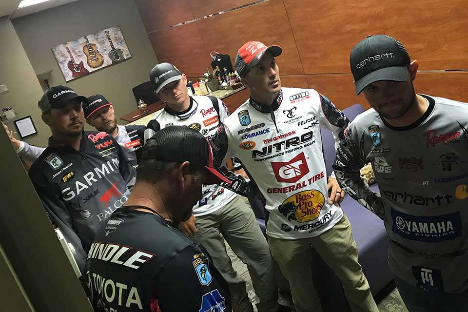After 19 anglers weighed in, the six anglers who led the competition after Day 2 were led to a room and given instructions on their dramatic entrance to begin the Super Six segment of the weigh-in.  