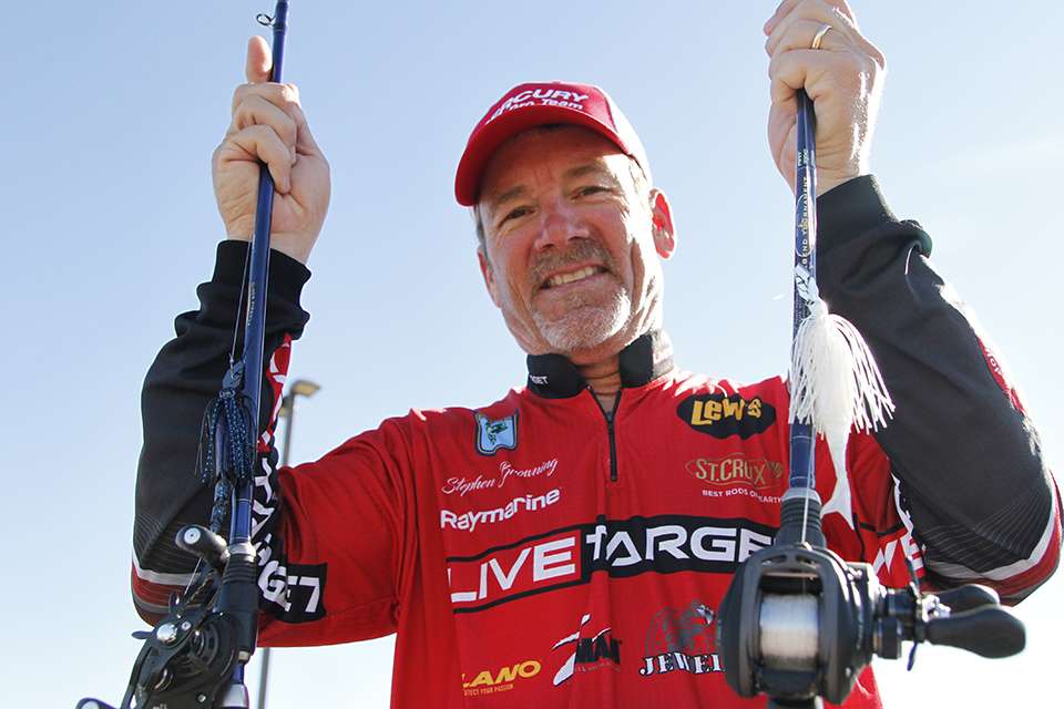 <b>Stephen Browning</b><br>
For the win Stephen Browning used a Z-Man Chatterbait Jack Hammer. 
