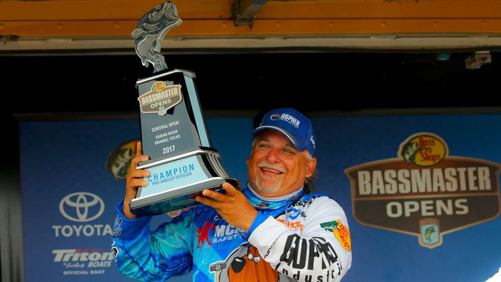 <b>Carl Svebek III</b><BR>
Orange, Texas<BR> Odds: Longshot <BR>
Svebek qualified by winning the Bass Pro Shops Bassmaster Central Open on his hometown Sabine River. It was his first win in 35 career B.A.S.S. events.
