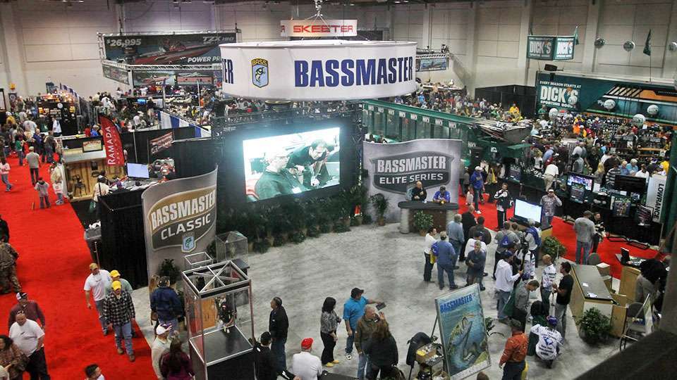 The Expo, which offers great deals from virtually every company in the bass fishing realm, opens Friday for Life and  B.A.S.S. Nation and Dickâs Scorecard Members at 11 a.m. ET and at noon to the general public. Saturdayâs hours are 10 a.m. to 6 p.m., and Sundayâs are 10 a.m. to 4 p.m. 