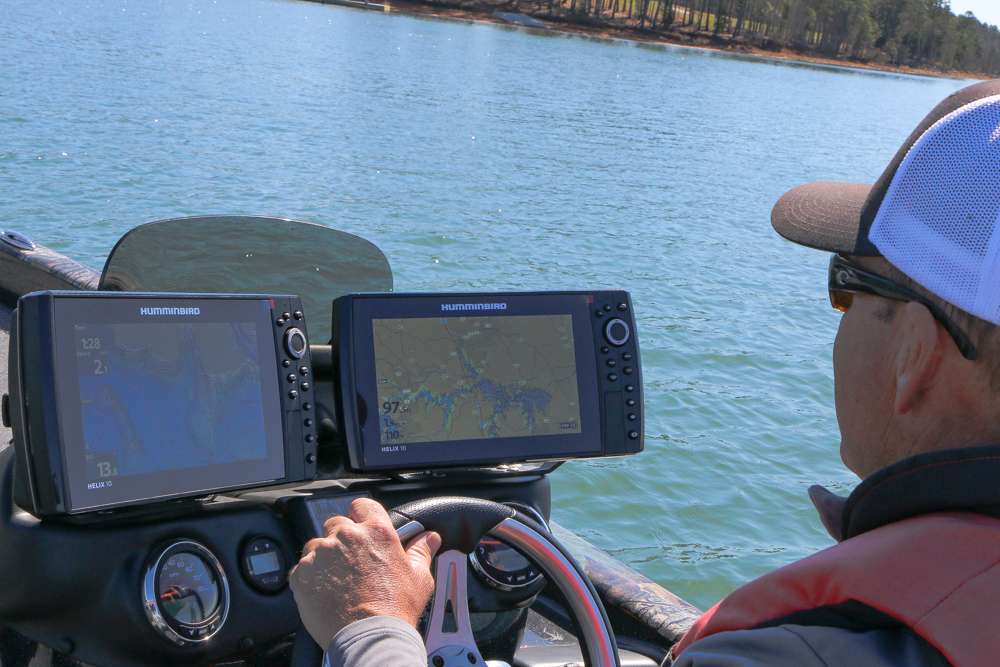 Hite starts the day looking at his Humminbird units, equipped with LakeMaster graphs, allowing him to see each break in contour on Lake Hartwell. 