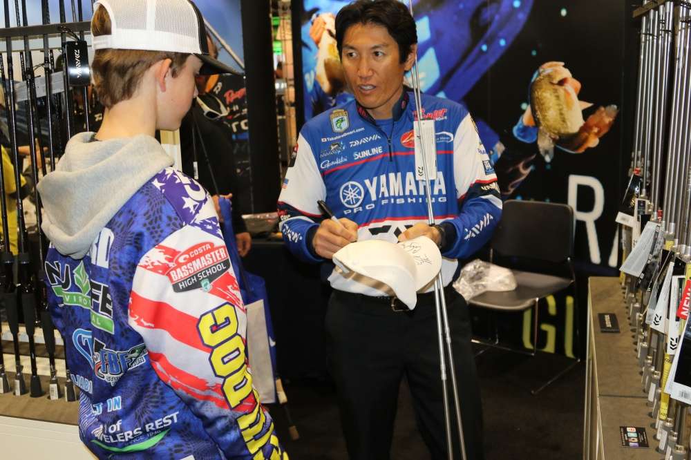 This young man is a fan of Elite pro Takahiro Omori.