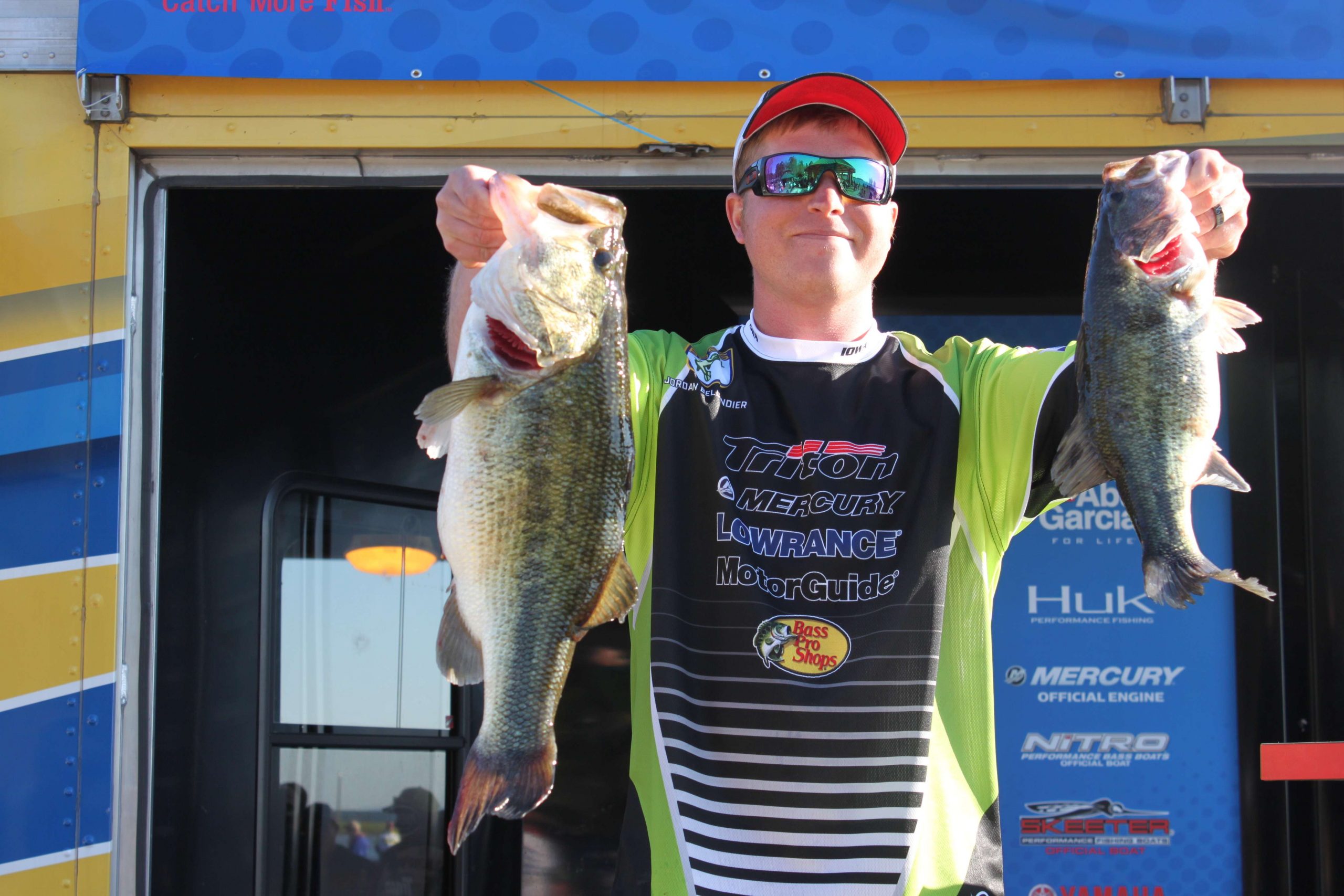 Jordan Bellendier of Iowa boated five bass that weighed 18 pounds even, including the 7-2 monster heâs holding here. Bellendier is in great position heading into Day 2 with a hold on eighth place among boaters.