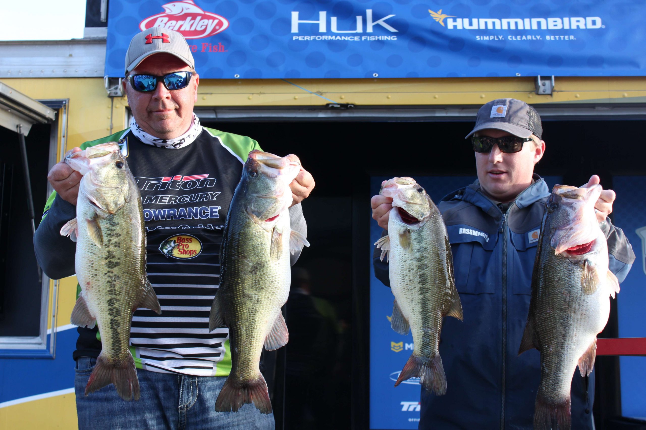 Rodney Bunge of Team Iowa jumped into the fourth place in the boater field with a 24-14 sack late Thursday. It was the second heaviest limit of the day and it gave him a two-day total of 35-6.
