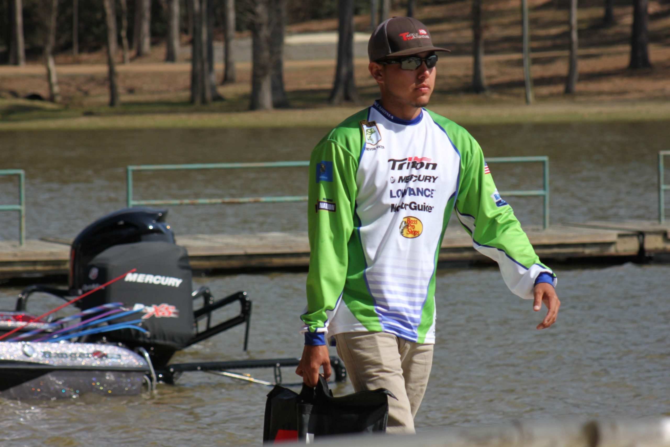 Friday marked the final day of the Academy Sports + Outdoors B.A.S.S. Nation Central Regional presented by Magellan Outdoors. The tournament began with 380 anglers from 19 different states. Of that number, 124 anglers (62 in both the boater and non-boater divisions) survived the cut to Day 3 on Toledo Bend Reservoir. Here, Oklahoma non-boater Trevor Yates totes his bag toward the check-in area.