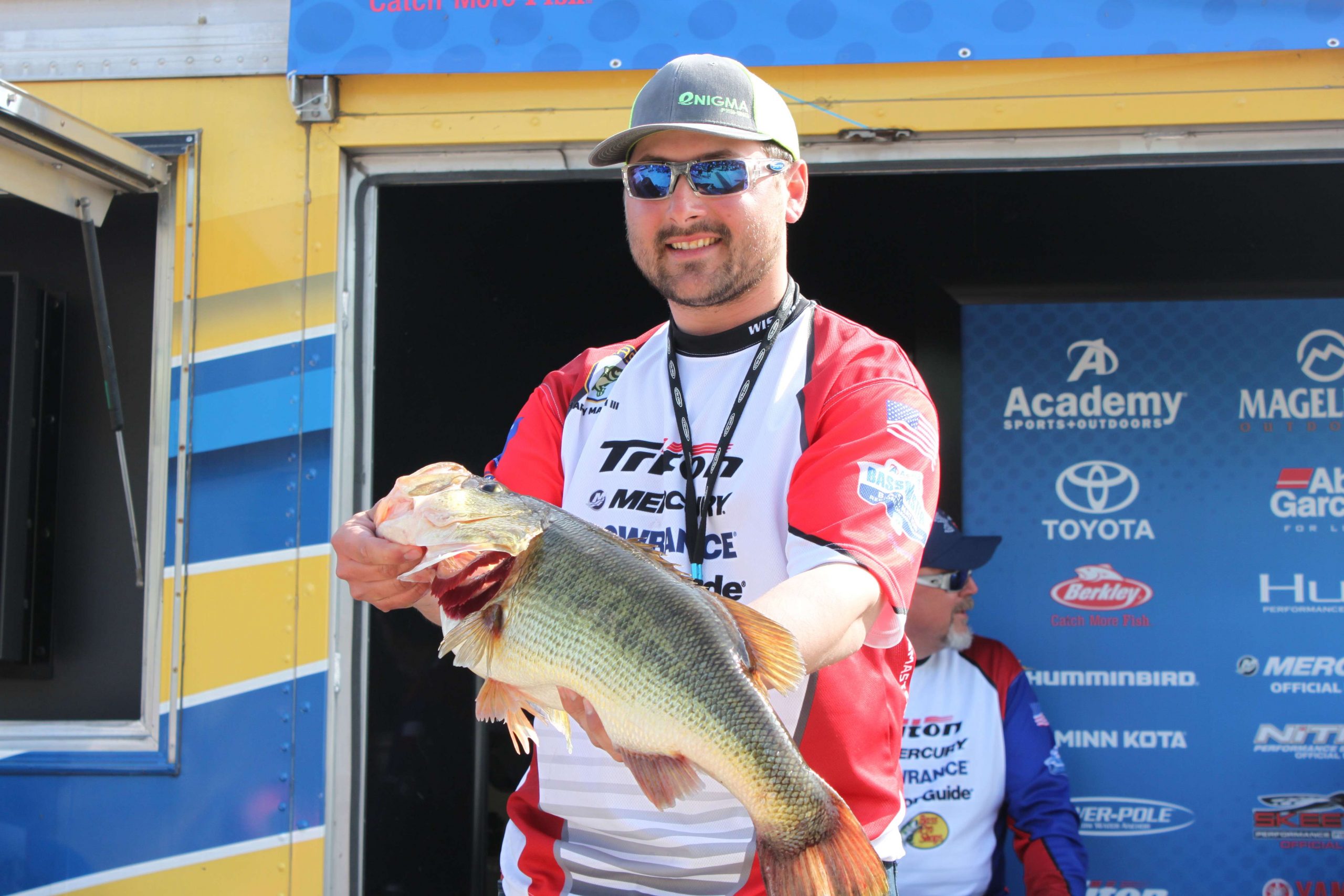 Harry Marsh III shows this 8-pound, 4-ounce lunker that helped him to an 18th place finish among boaters.