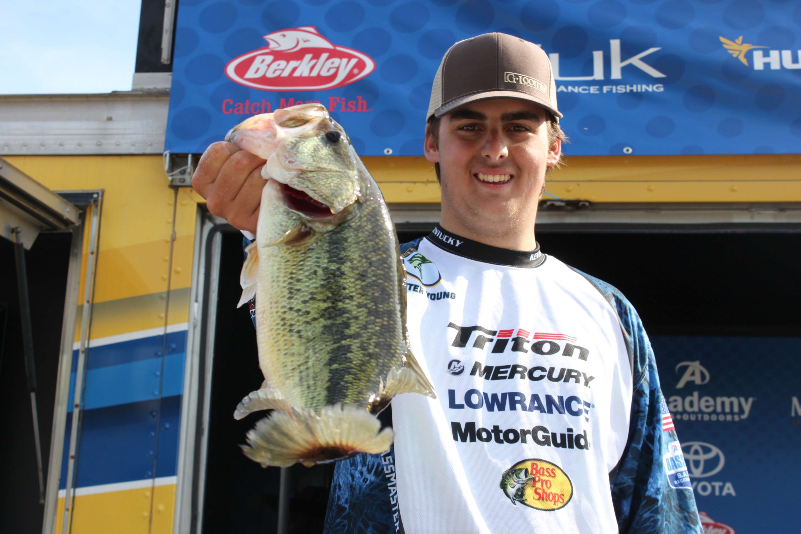 Hunter Young, another talented young stick from Kentucky, finished 10th among non-boaters with 24-13.