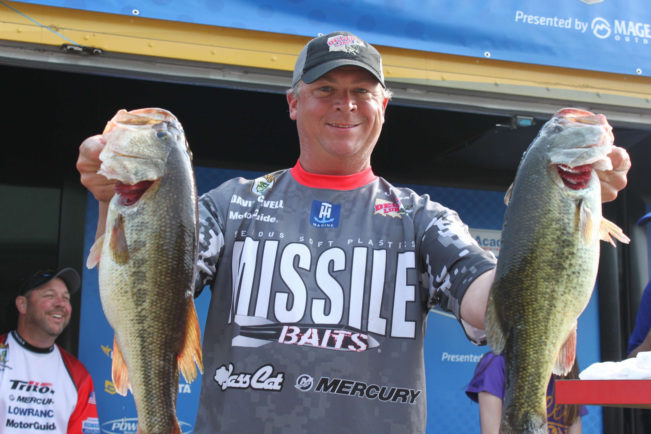 Thereâs David Cavell who placed sixth among boaters with 49-10. Cavell was the top angler from Team Louisiana, which won the team competition which was decided on Thursday.
