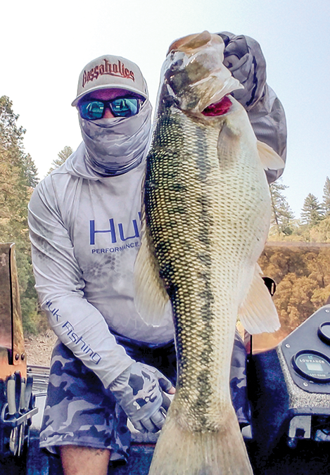 7-14<br>
Matthew Baver<br>
Shasta Lake<br>
8-inch Huddleston Trout