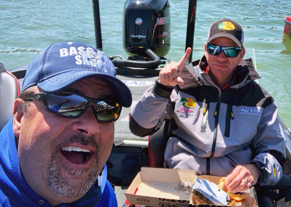 Long-time friends Mark Zona and Kevin VanDam use their lunch break to catch up. The Michigan anglers rarely have much free time to spend together, so it was appreciated even if it only for a short time.