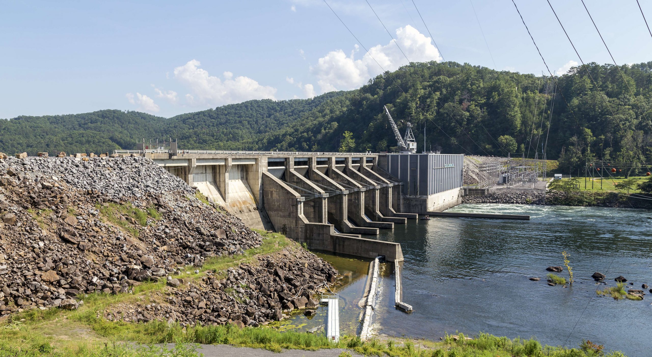 Classic competitors will be able to use a short canal from Fort Loudon Lake to get into Tellico Lake. This is the Chilhowee Dam, it sits at the very back of Tellico and will serve as another boundary for Classic waters. 