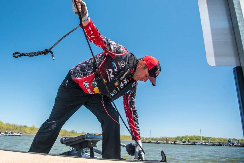 Take a look behind the scenes on Day 2 of the 2018 Academy Sports + Outdoors Bassmaster Elite at Grand Lake.
