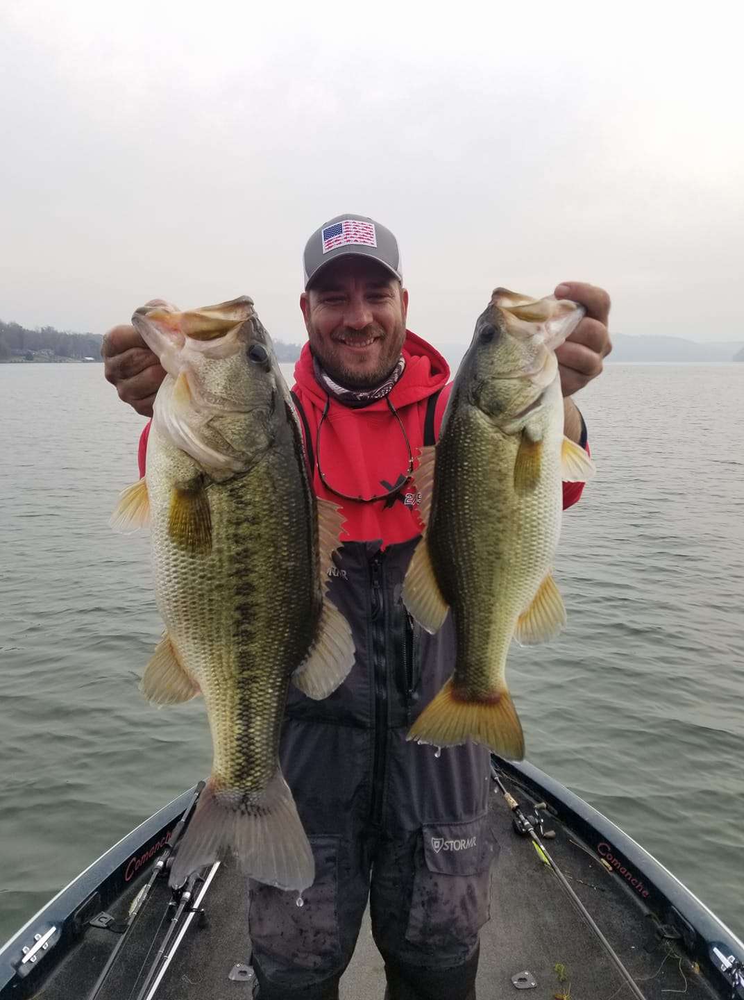 Joshua Perrymon doubled up with a 6.7 and 3.5 caught on Guntersville throwing a hogfarmer a rig.