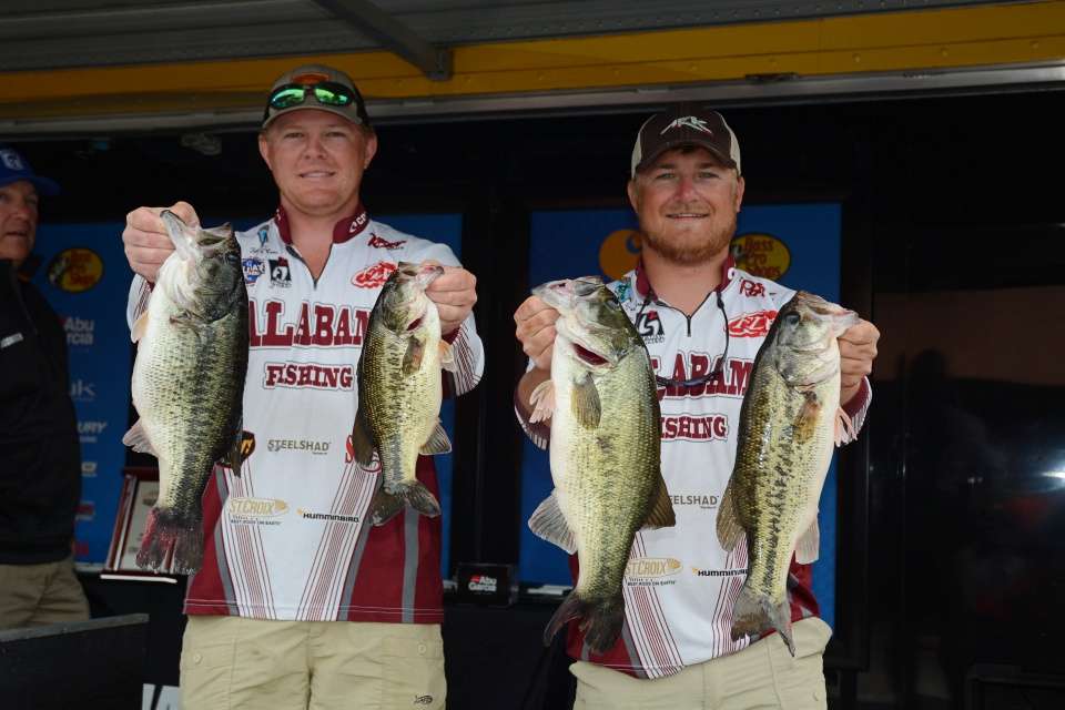 Caiden Sinclair and Hunter Gibson of the University of Alabama and a catch weighing 16-15. 
