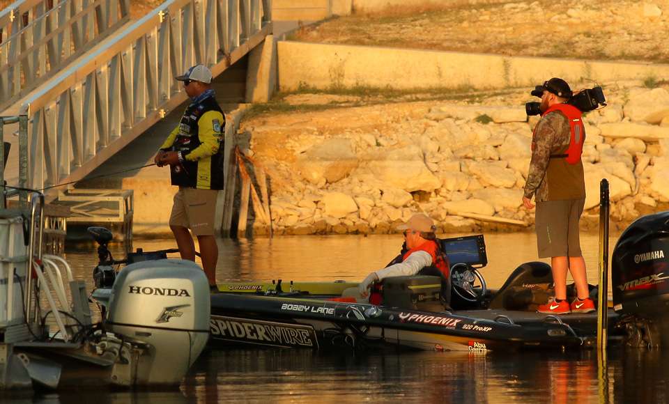 Check in with Bobby Lane as he battles through a long Day 2 of the 2018 Toyota Bassmaster Texas Fest Benefiting Texas Parks and Wildlife Department.