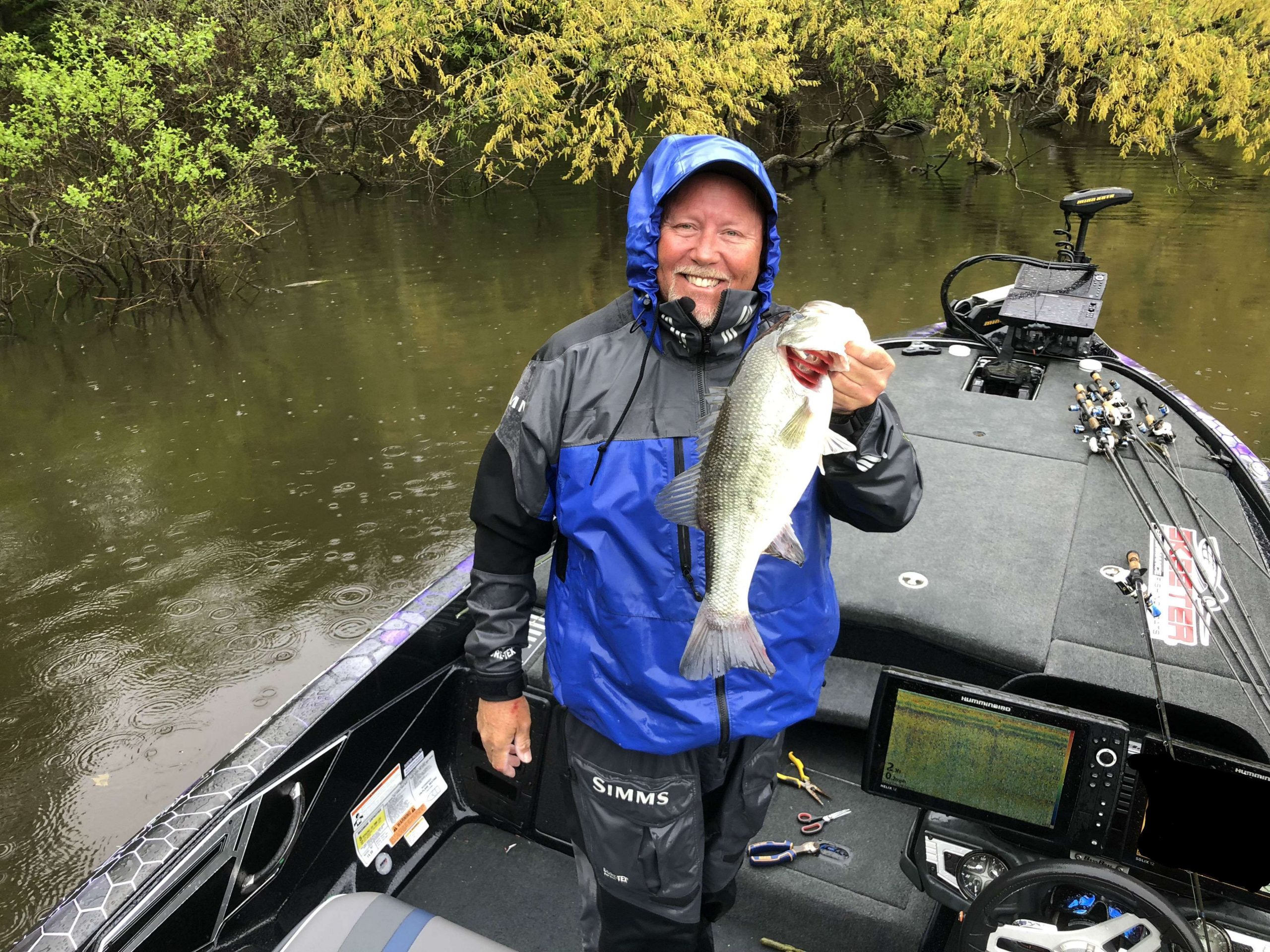 Mart Herren has made three quick culls, throwing back 3-pounders at this point to an 18-pound total. 