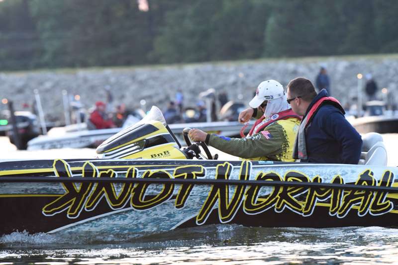 Catch up with all the action from Day 1 of the 2018 Bass Pro Shops Eastern Open #2 at Lake Norman.