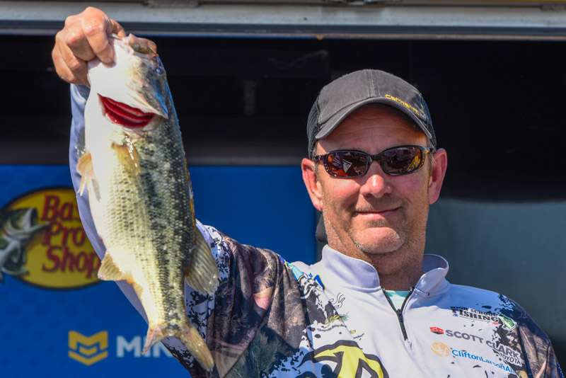 Jeffrey Ozmon, co-angler (4th, 5-11)