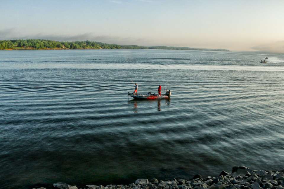 More on the water action on Day 3 of the 2018 Berkley Bassmaster Elite at Kentucky Lake presented by Abu Garcia. 