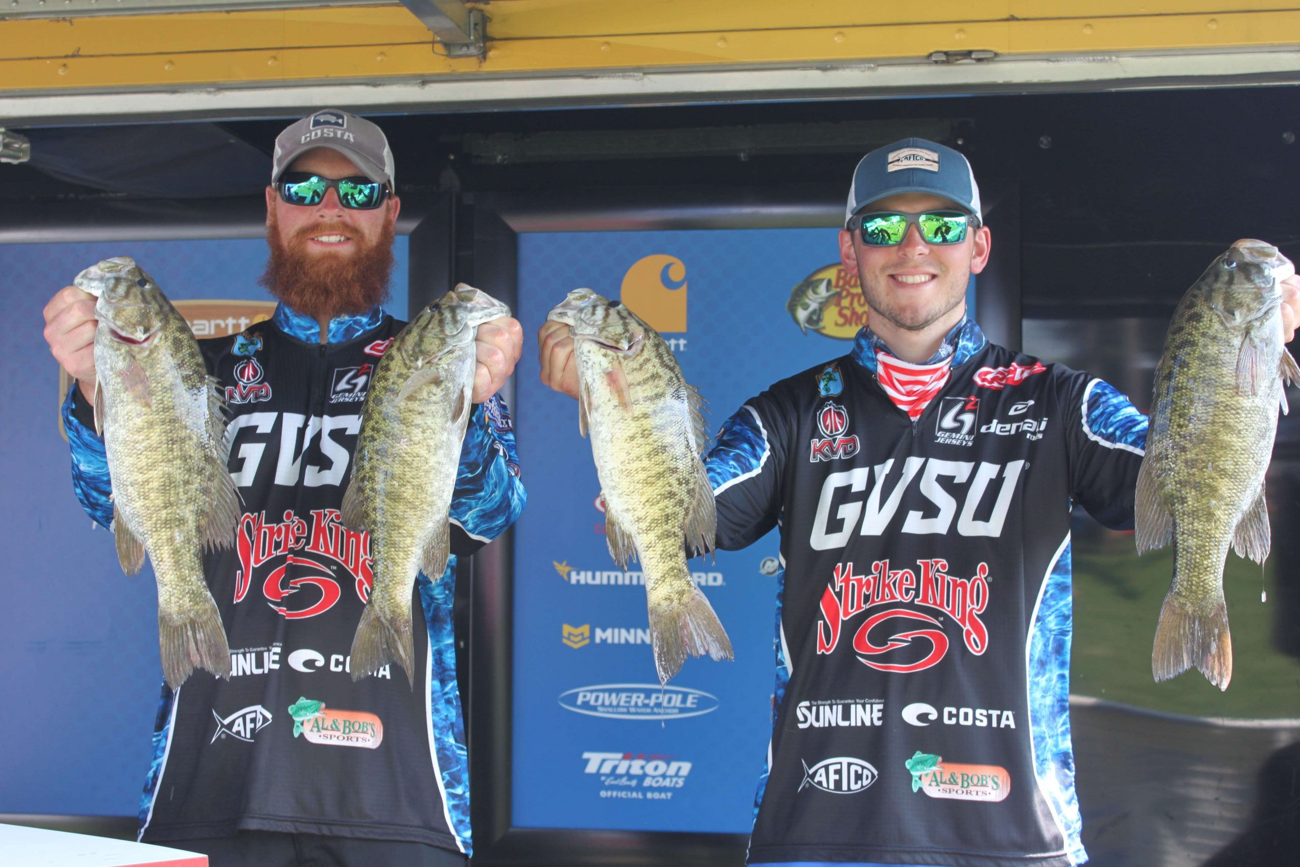 Lucas Murphy and Nolan Hitt of Grand Valley State University are in third place with 29-1.