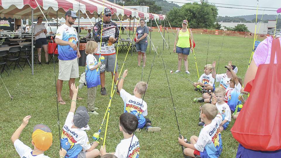 Fellow Elite Series angler Justin Lucas pitched in and ran the Pro Angler Station where the campers rigged up their brand-new Bass Pro Shops rod and reel combos.  Devin Campbell also helped.