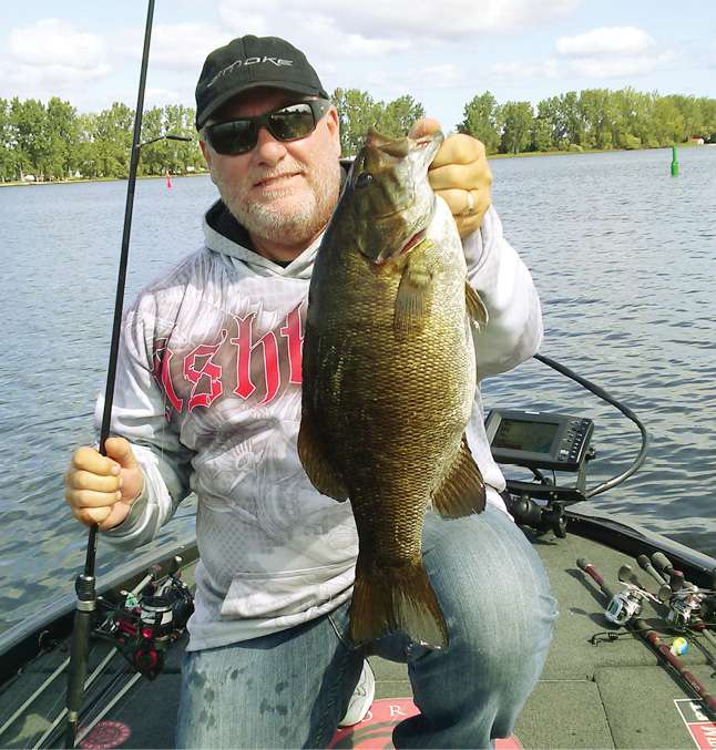 <br><i>6-12</i> <br><b>Pete Garnier</b> <br>Bay of Quinte, Ontario <br>Anglers Choice Kill Shot (green pumpkin copper) 