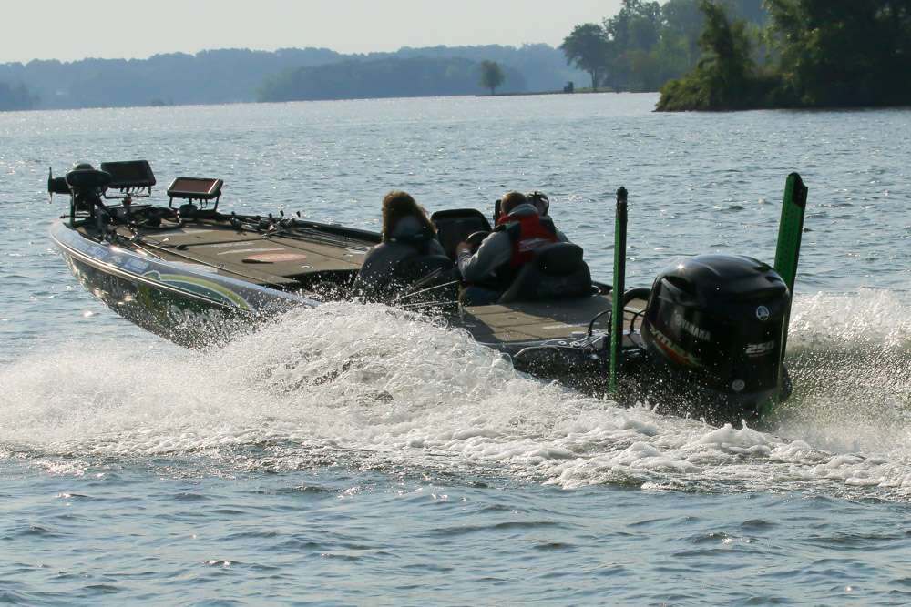 Hardy and Quackenbush take off, looking for bigger bass.