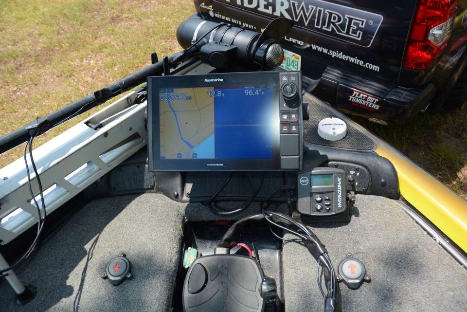 At the bow is a Raymarine Axiom Pro 12, Hydrowave H2, and Power-Pole switches for deploying and storing the units. 