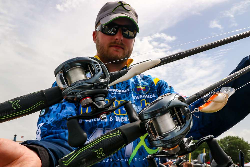 <b>Bradley Roy</b><br>
Bradley Roy finished fourth using an unnamed soft plastic fluke, rigged weightless to a 4/0 hook. To cover shallow water he used an unnamed square bill crankbait.  
