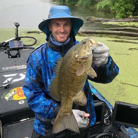 Randy Howell with a clutch late day smallmouth!
