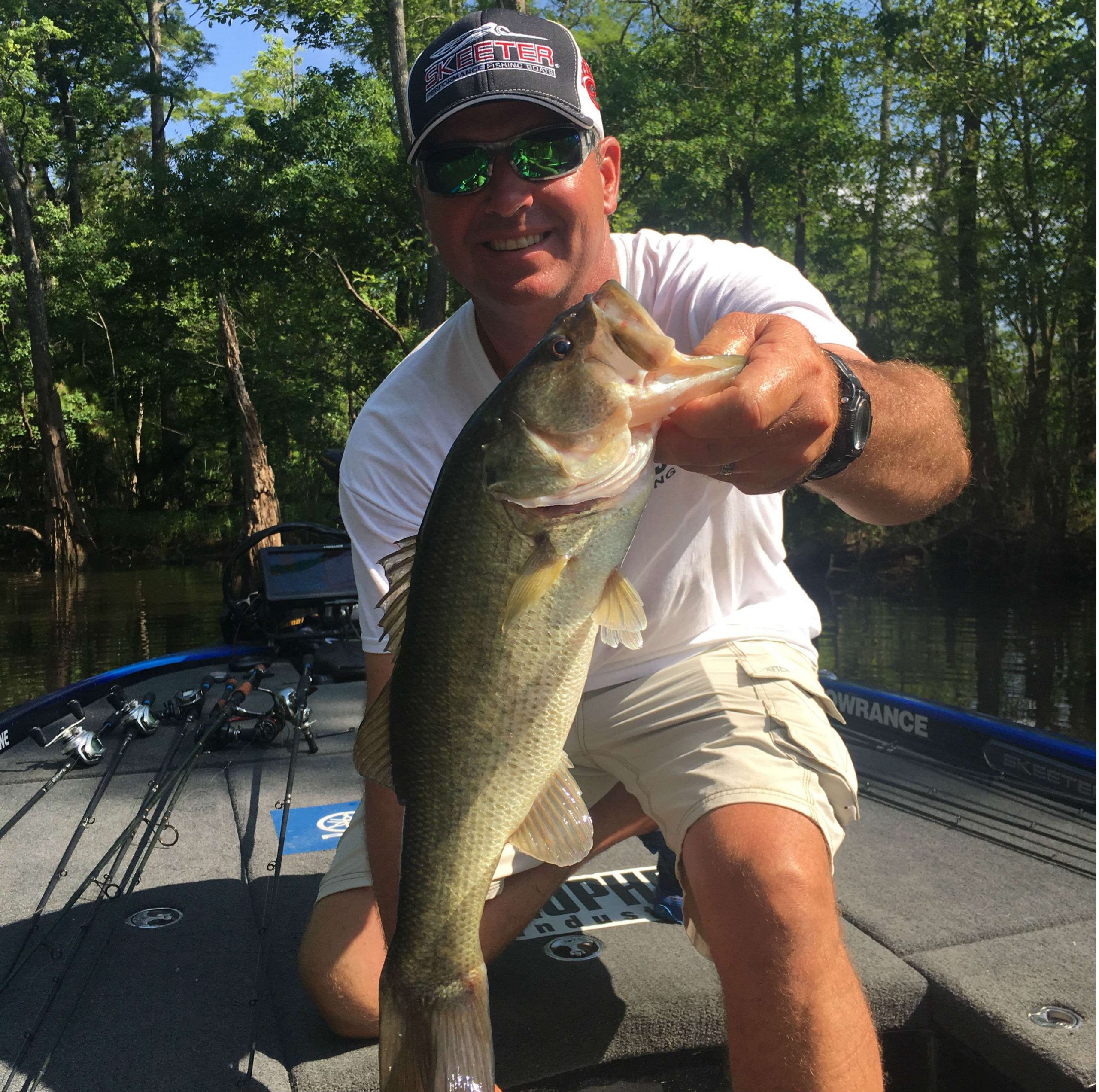 Todd Faircloth is starting to get on some nice fish after a slow start. Keeper number four. 