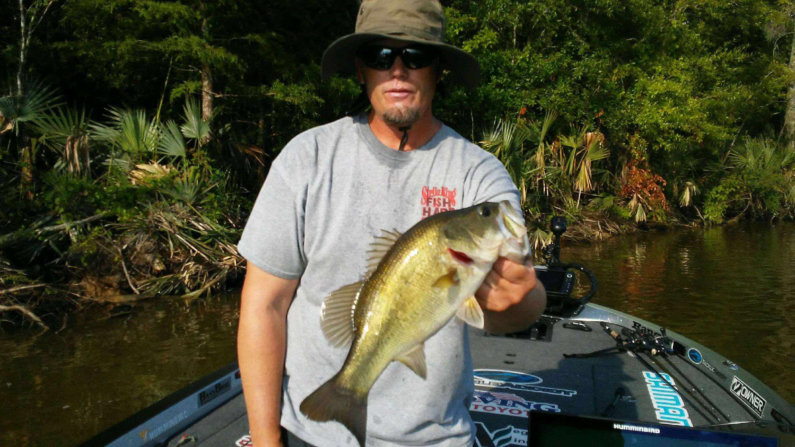 And Bam! Flippin and Pitchin 101 boats Keith Combs a 2-pounder. 