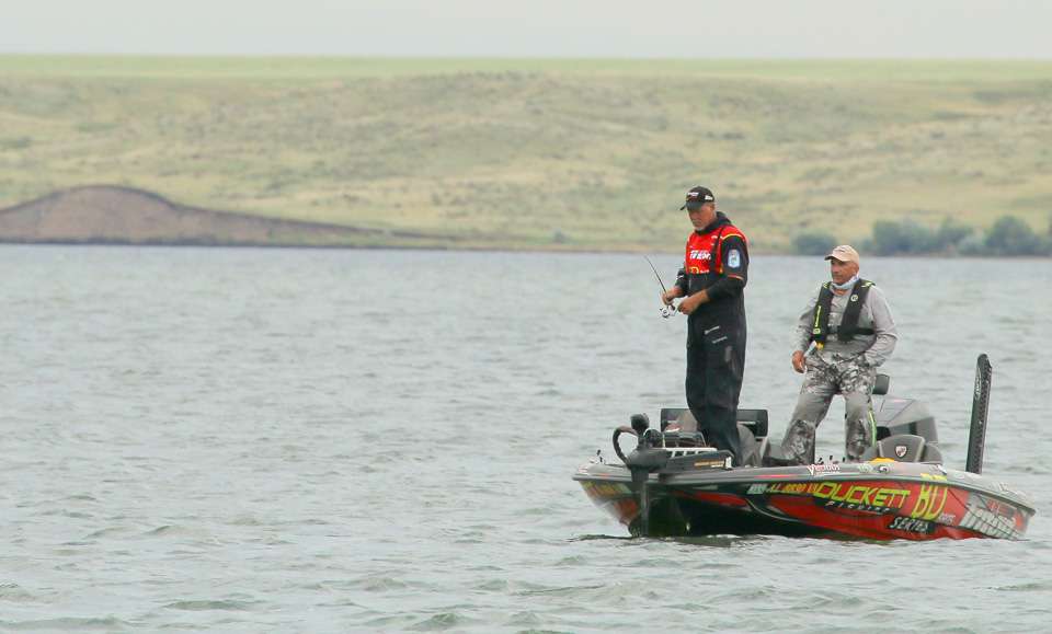 Catch up with the Elites as they get to work on the first day of the Berkley Bassmaster Elite at Lake Oahe presented by Abu Garcia.