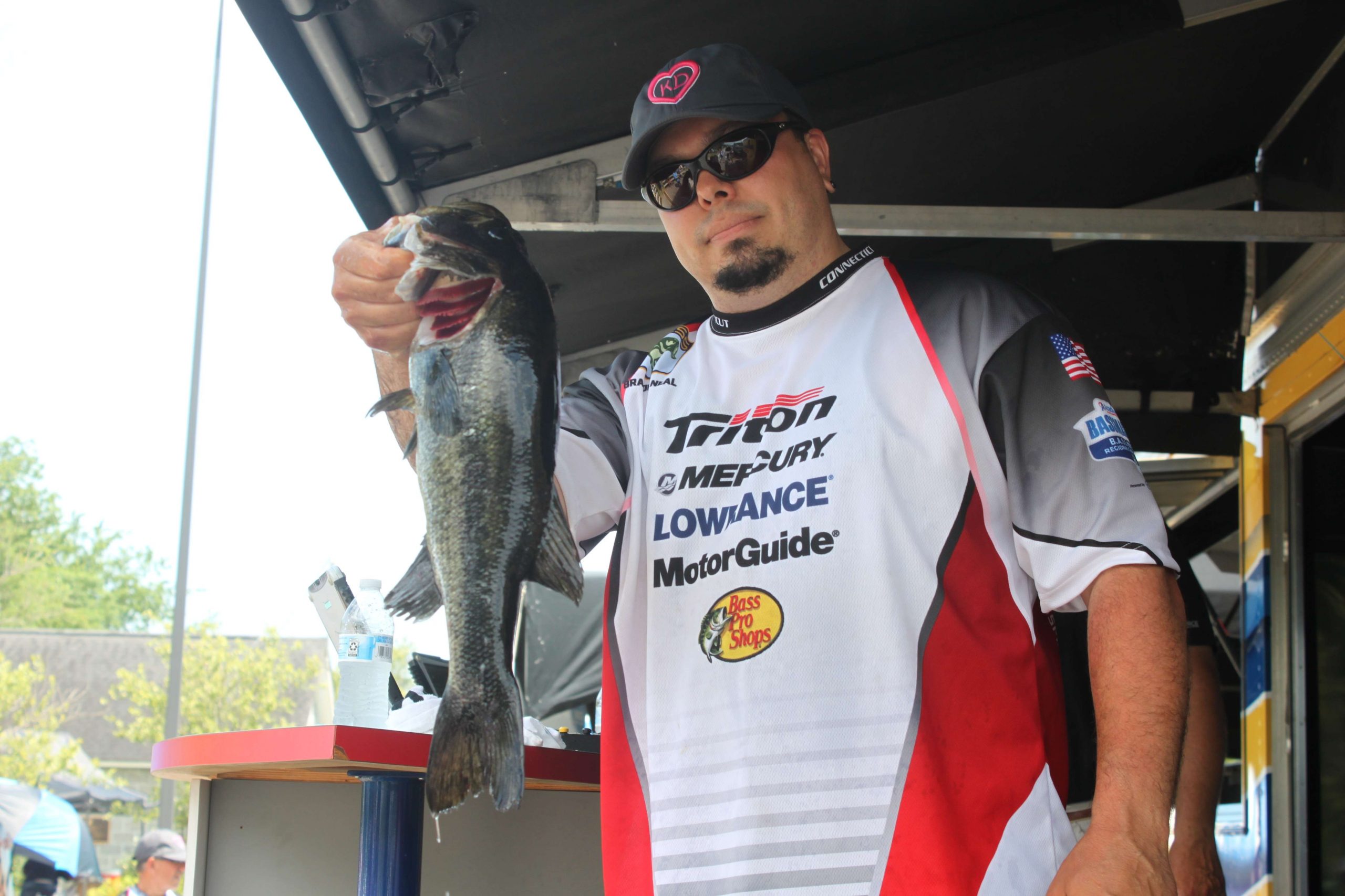 Brandon Neal of Connecticut said he covered about a 100-yard stretch of water on Wednesday to catch a limit that weighed 9-1. Thatâs good enough for a lucky 13th place among boaters.