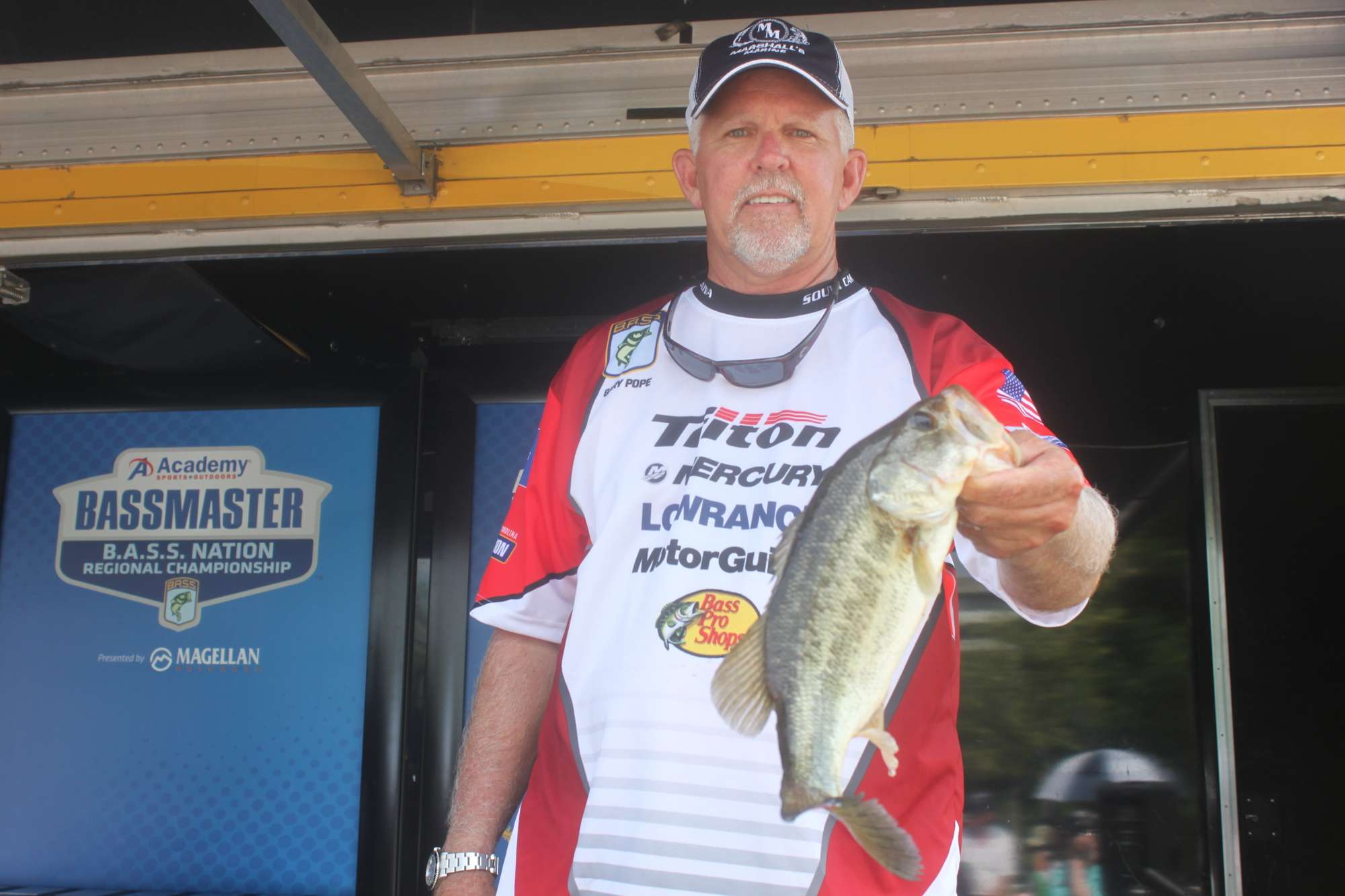 Hometown angler Gary Pope stayed atop the non-boater field, despite catching three bass on Thursday that weighed 3-9. He has a 13-13 total over two days, which is 1-1 better than Delawareâs Jimmy Myers.