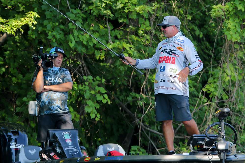 Randall Tharp's Championship Sunday afternoon at 2018 Bassmaster Elite at Mississippi River presented by Go RVing.