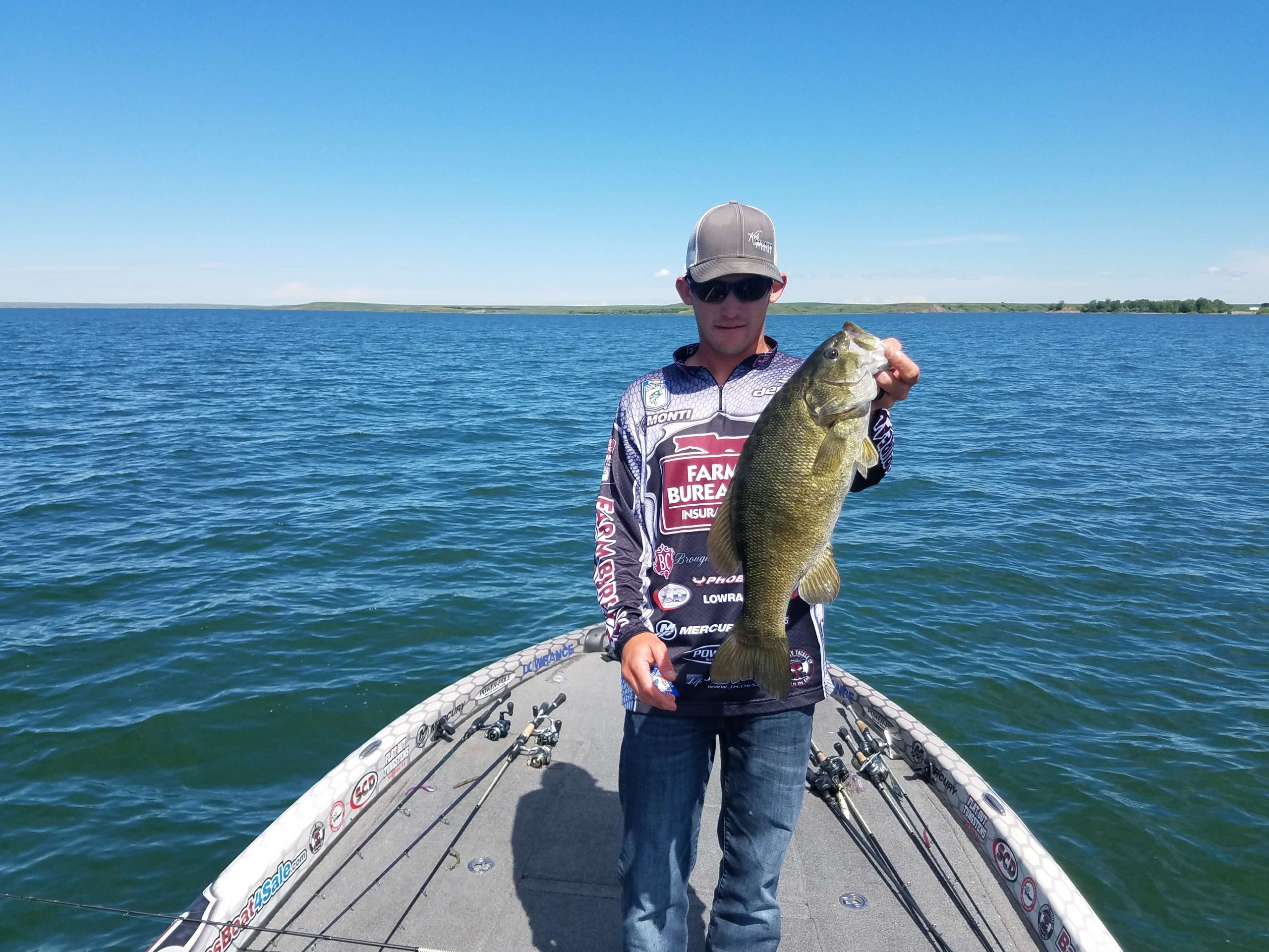 Kyle Monti with a Lake Oahe giant!