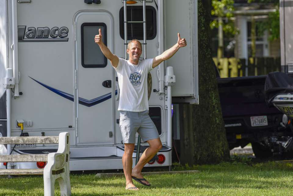 Anglers, including 2015 Chesapeake Bay Elite Series winner, were preparing to head home after the postponement of the 2018 event.