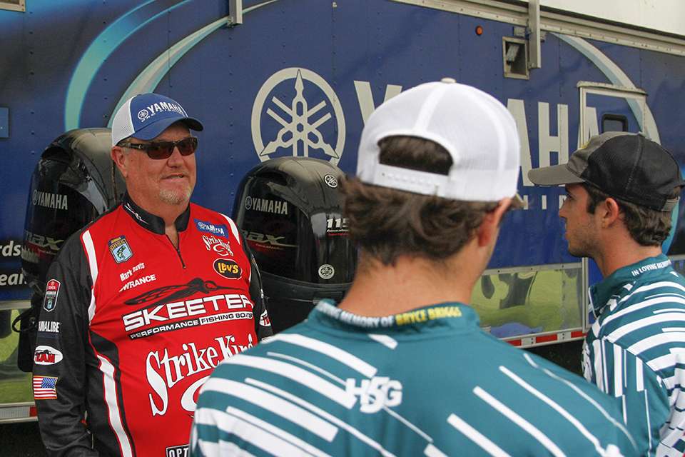 Mark Davis talks with anglers while they wait.