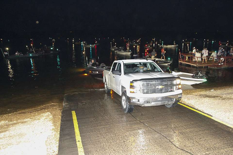 Day 1 of the 2018 Carhartt Bassmaster College Series National Championship presented by Bass Pro Shops at Tenkiller Lake started early as teams launched for the first competition day.