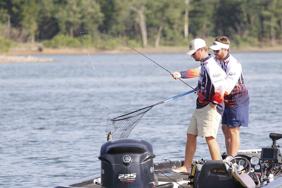 Auburn's Cole Burdeshaw and Peyton McCord were the nearest pursuers to Bethel, but they started the day 6 pounds behind.