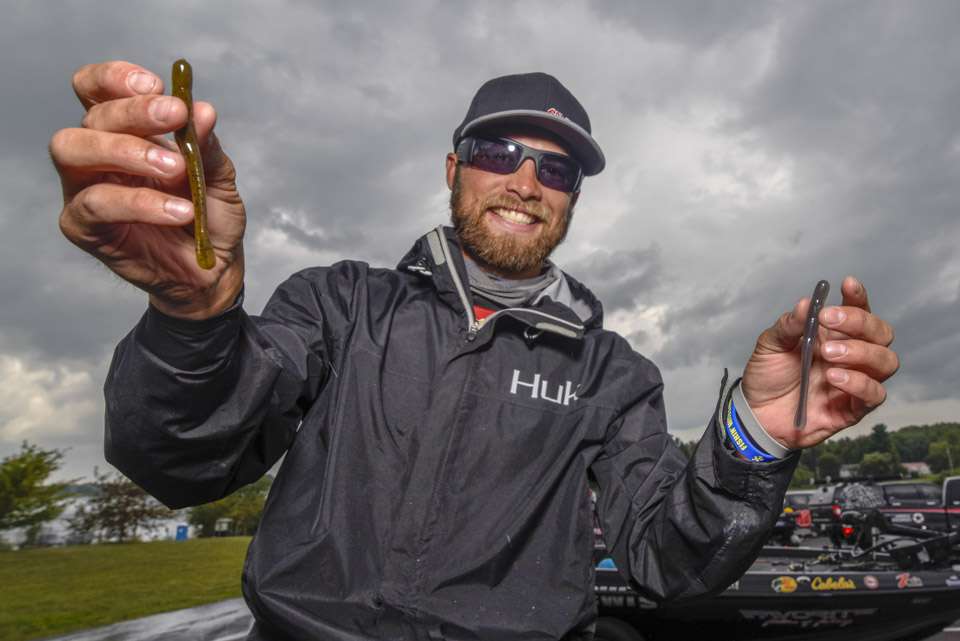 <b>Brandon Palaniuk</b><br>
To finish seventh, Brandon Palaniuk used a drop shot made with a 4-inch Zoom Z Drop. He rigged it to a No. 2 VMC Finesse Neko Hook and 3/8- or 1/2-ounce tungsten drop shot weights. 
