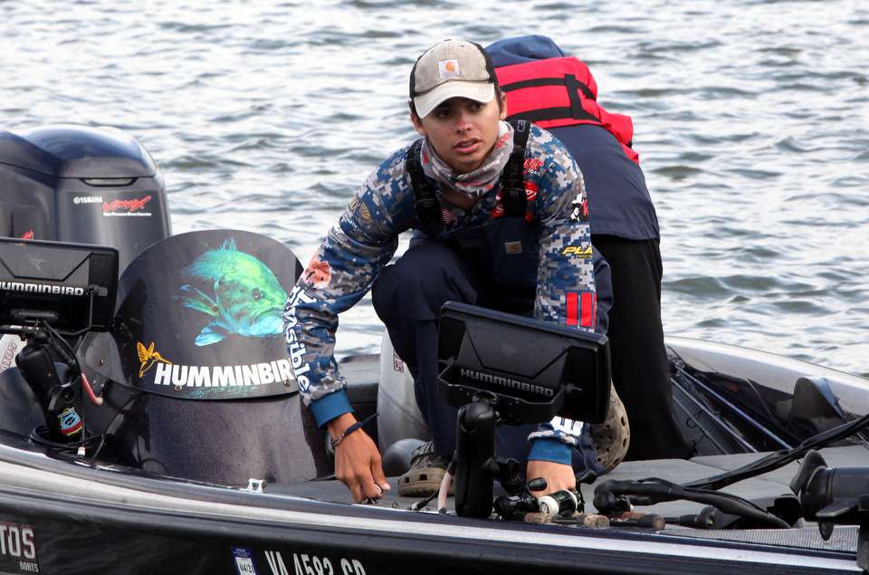 Nolan Minor ties off at the dock for the break.