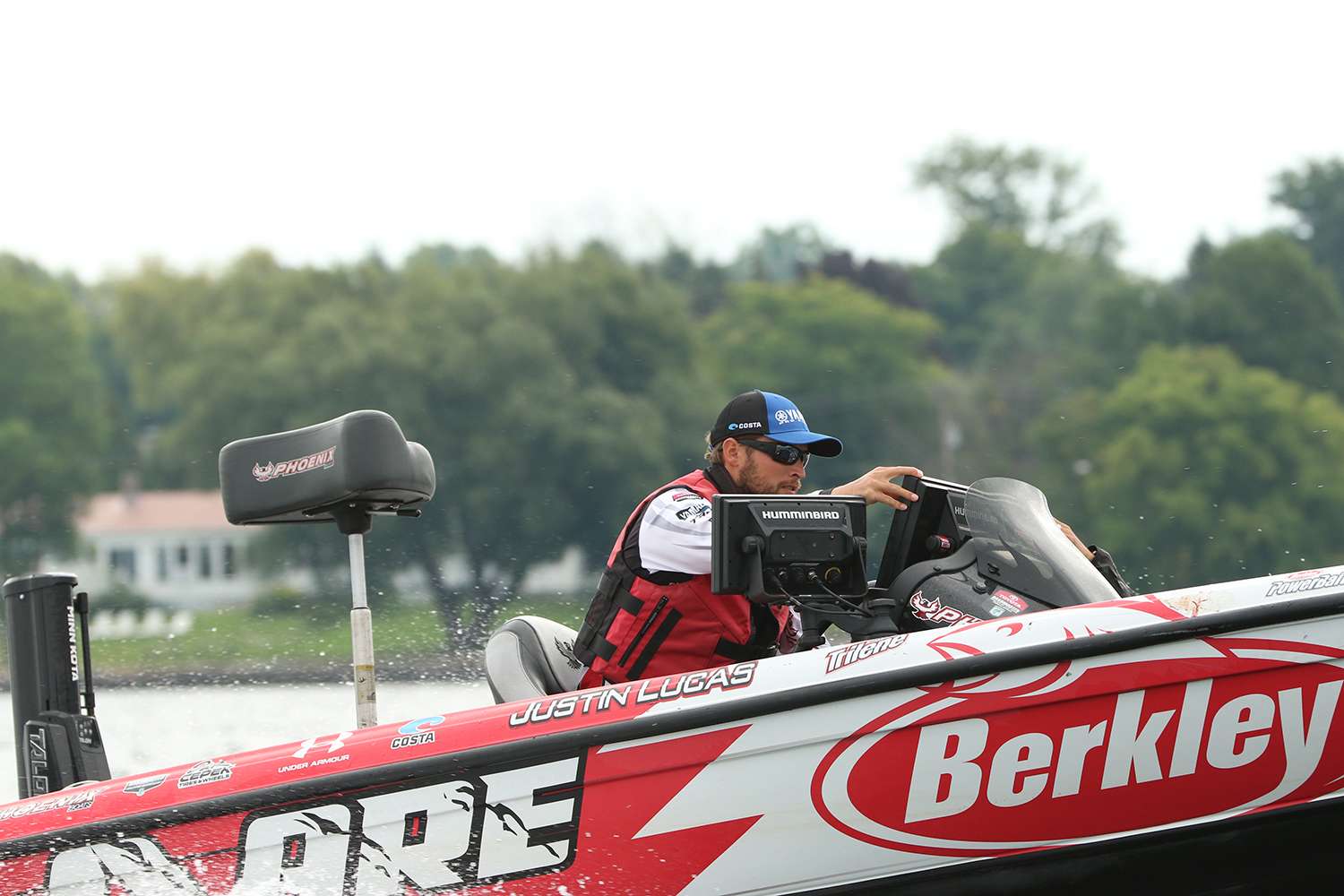 Check out the second half of Justin Lucas' amazing final day at the 2018 Huk Bassmaster Elite at St. Lawrence River presented by Black Velvet.