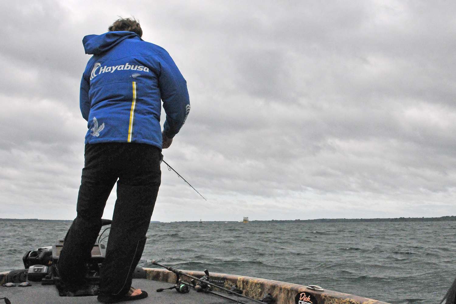 High winds, heavy skies and fast current combined to make fishing tough for Cliff Pirch on the final day of practice.
