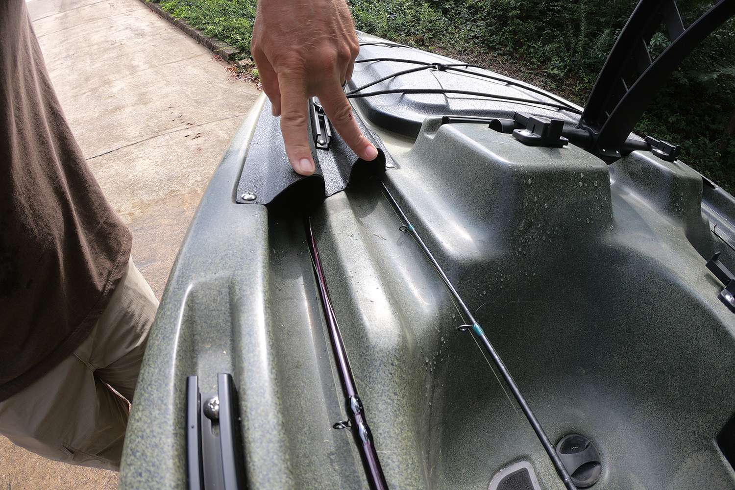 On the top along the sides of the front hatch are four rod tubes to protect your rod tips during transportation. 