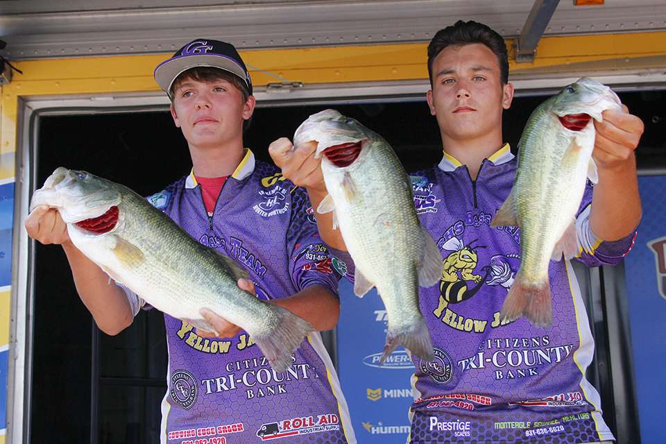 Grant Dees and Ben Freeman of Grundy County (28th, 11-1)