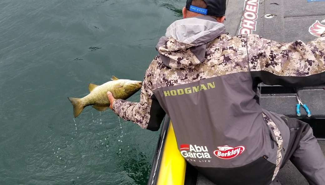 Bobby Lane Jr is pushing hard in the final hours and lands an upgrade!