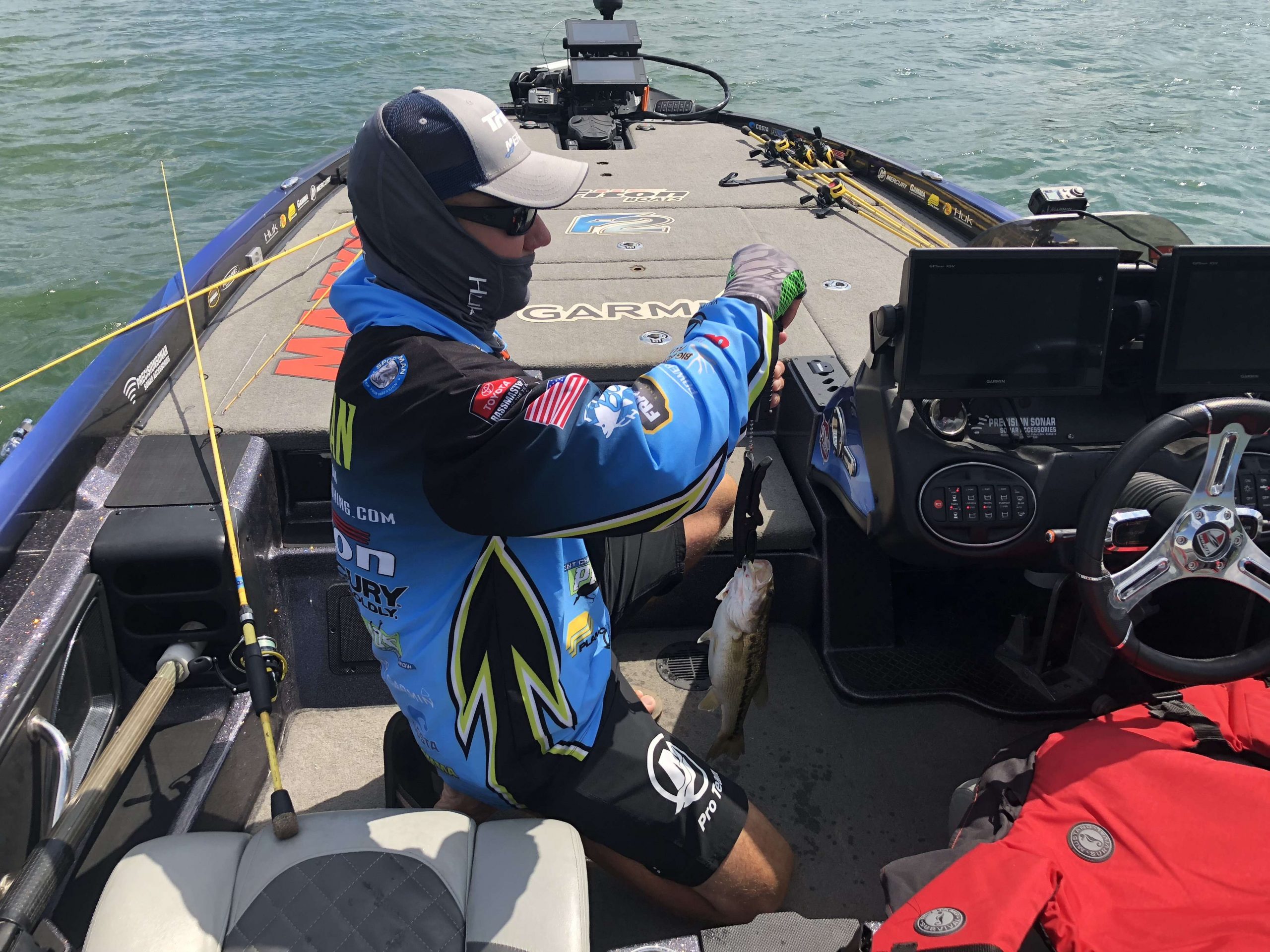 Brent Chapman culls his second fish of the day. Sitting at about 6-pounds with his five biggest.