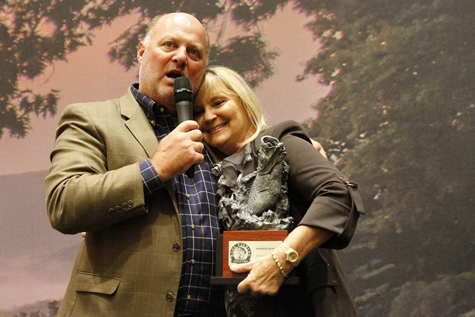 Mandy Murskie received an award for her dedication and efforts to grow the Bass Fishing Hall of Fame.